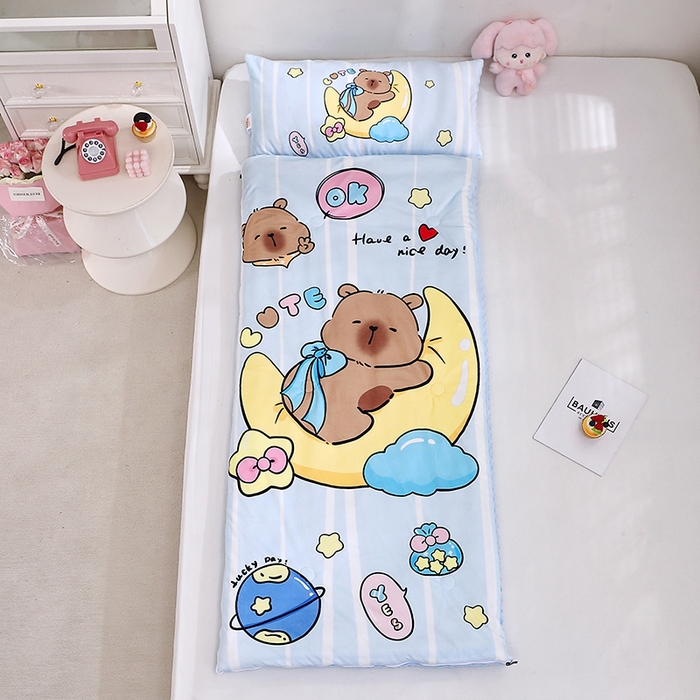 91家纺网 家纺一手货源 找家纺 八零年代 2025新款秋冬加厚豆豆绒儿童一体睡袋宝宝绒防踢被 月亮卡皮