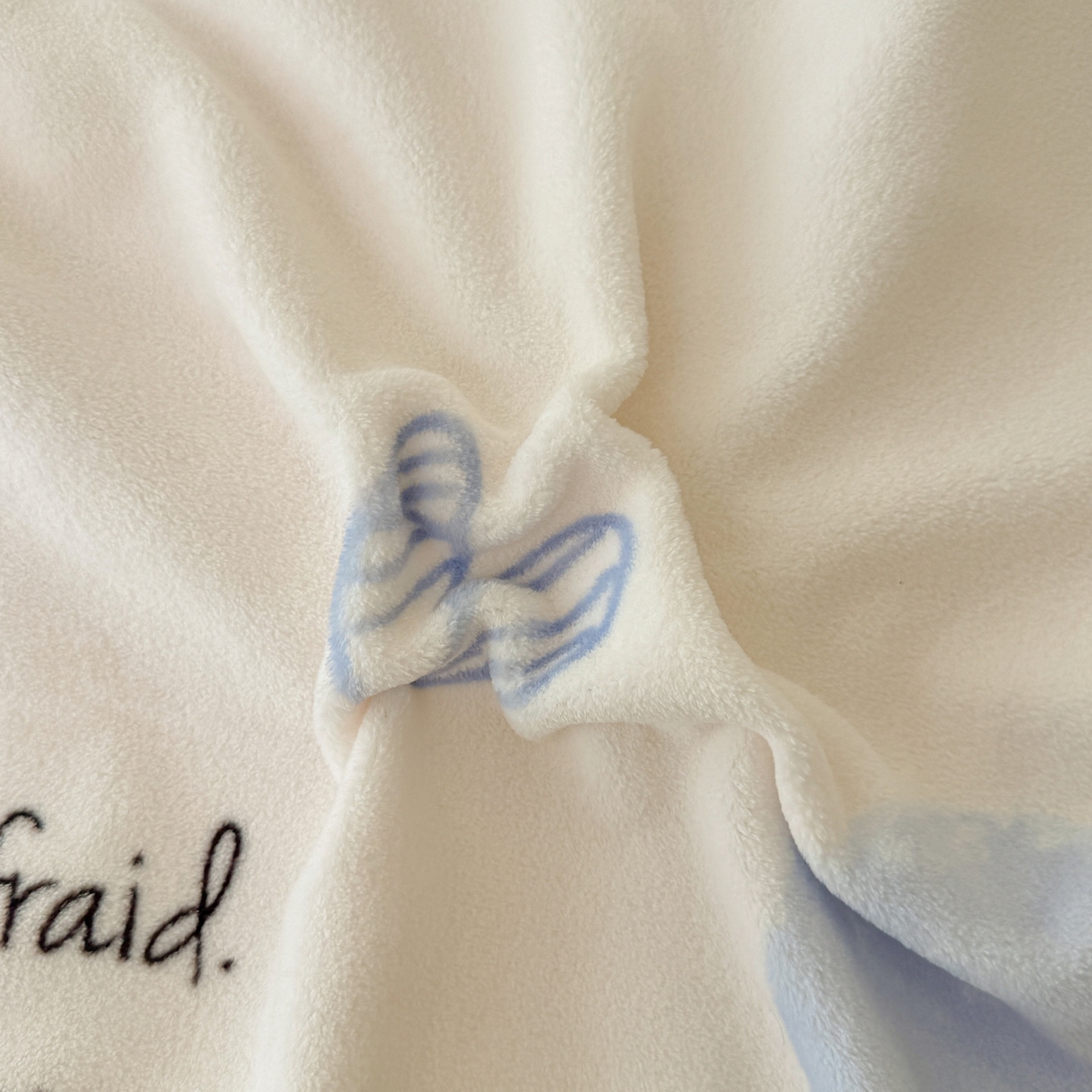 91家纺网 家纺一手货源 找家纺 LIFE.丽芙 2025秋冬新款A类牛奶绒加厚夹棉床笠+被套组合四件套 幸运狗