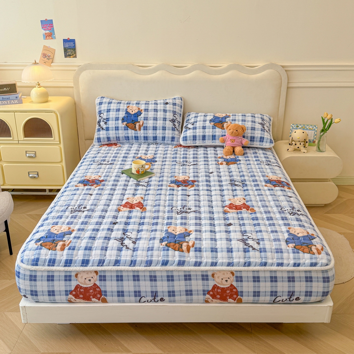 91家纺网 家纺一手货源 找家纺 LIFE.丽芙 2025秋冬新款A类牛奶绒加厚夹棉床笠+被套组合四件套 冬日小熊