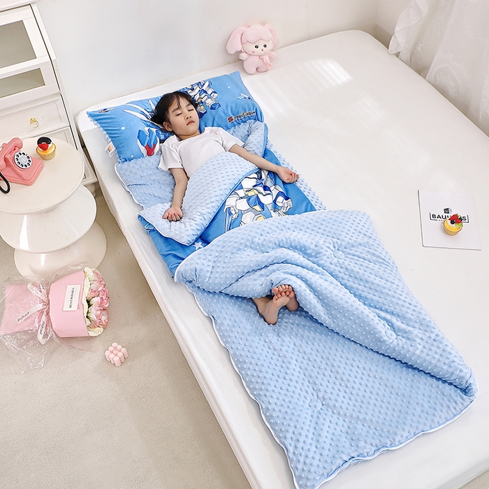 91家纺网 家纺一手货源 找家纺 八零年代 2025新款秋冬加厚豆豆绒儿童一体睡袋宝宝绒防踢被 机甲兄弟