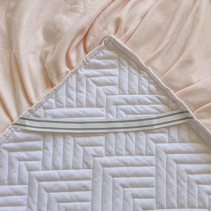 91家纺网 家纺一手货源 找家纺 （总）家之硕家纺 2025冬款高克重牛奶绒床裙四件套--暖阳系列