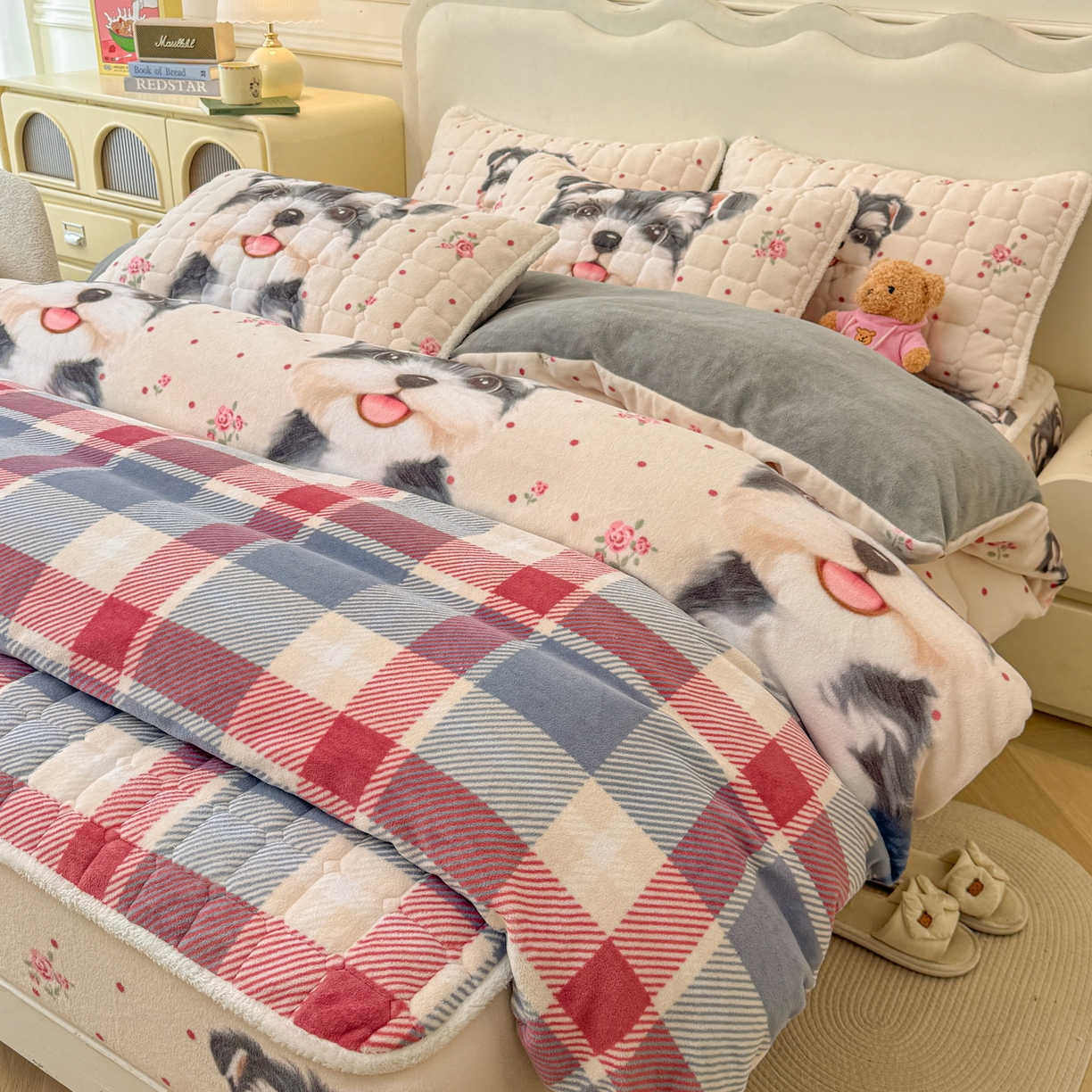 91家纺网 家纺一手货源 找家纺 LIFE.丽芙 2025秋冬新款A类牛奶绒加厚夹棉床笠+被套组合四件套 修狗