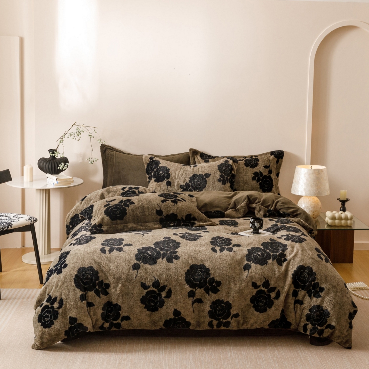 91家纺网 家纺一手货源 找家纺 （总）艾莱家纺 2025新款A类美拉德系兔绒超柔保暖四件套