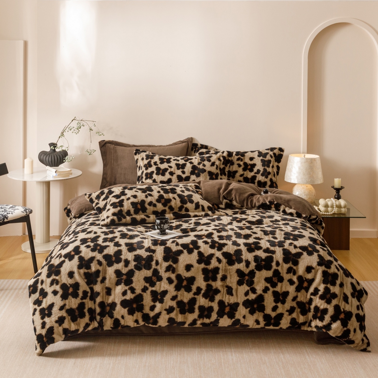 艾莱家纺 2025新款A类美拉德系兔绒超柔保暖四件套 蝶豹-咖棕