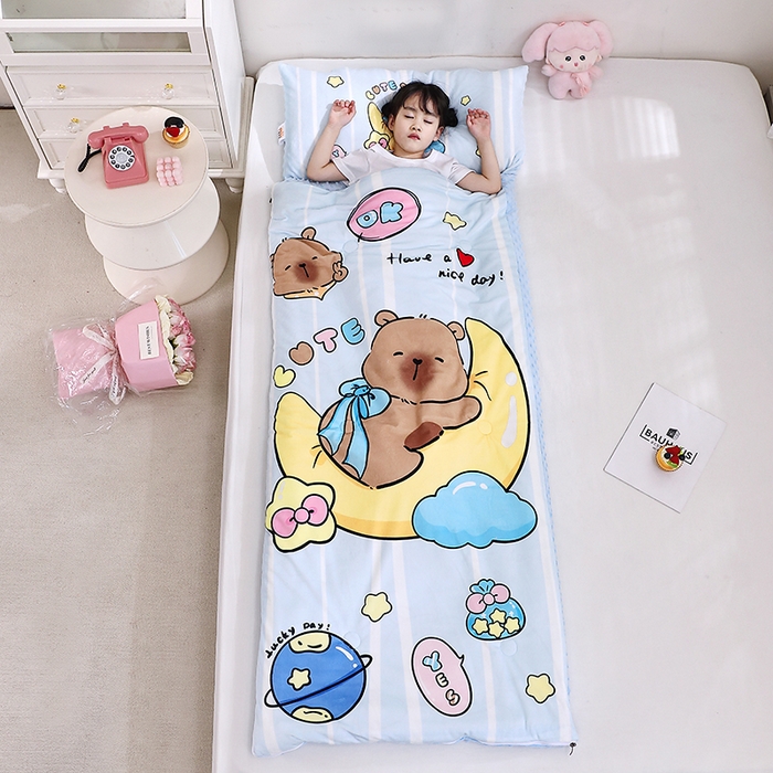 91家纺网 家纺一手货源 找家纺 八零年代 2025新款秋冬加厚豆豆绒儿童一体睡袋宝宝绒防踢被 月亮卡皮