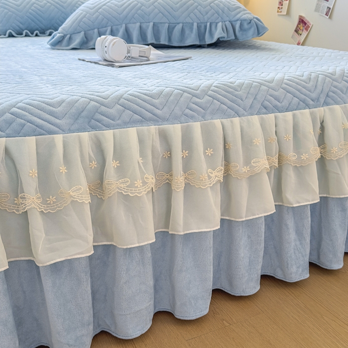 91家纺网 家纺一手货源 找家纺 家之硕家纺 2025冬款高克重牛奶绒床裙四件套--暖阳系列 暖阳系列--蓝