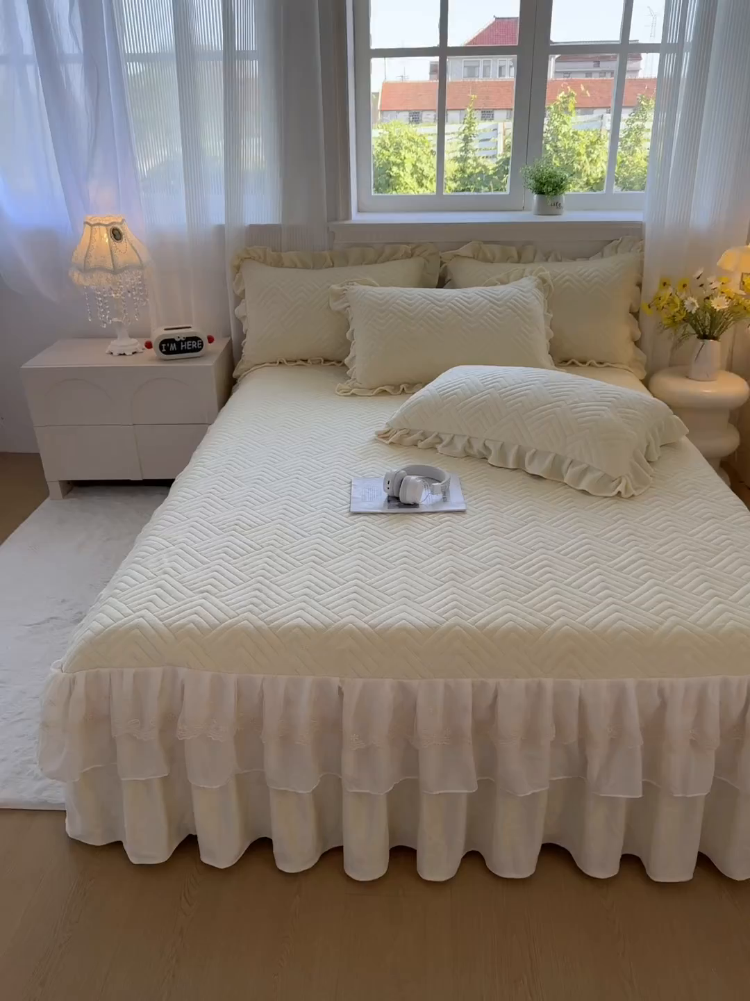 91家纺网 家纺一手货源 找家纺 家之硕家纺 2025冬款高克重牛奶绒床裙四件套--暖阳系列 暖阳系列--杏黄