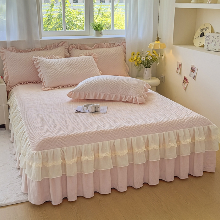 91家纺网 家纺一手货源 找家纺 （总）家之硕家纺 2025冬款高克重牛奶绒床裙四件套--暖阳系列