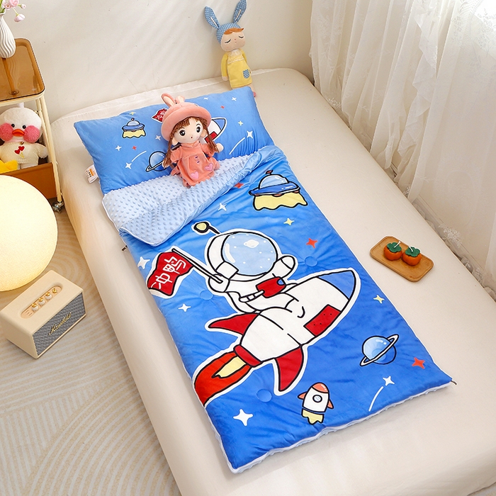 91家纺网 家纺一手货源 找家纺 八零年代 2025新款秋冬加厚豆豆绒儿童一体睡袋宝宝绒防踢被 太空旅行