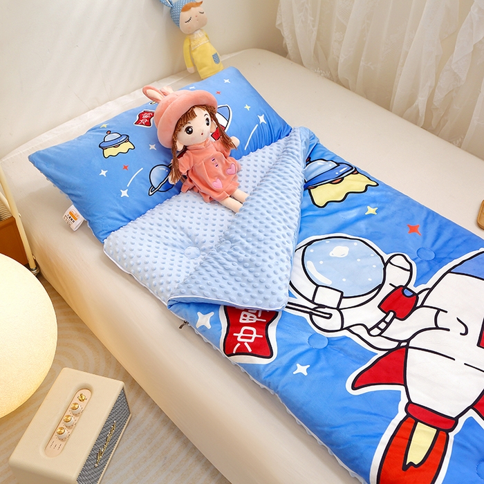 91家纺网 家纺一手货源 找家纺 八零年代 2025新款秋冬加厚豆豆绒儿童一体睡袋宝宝绒防踢被 太空旅行