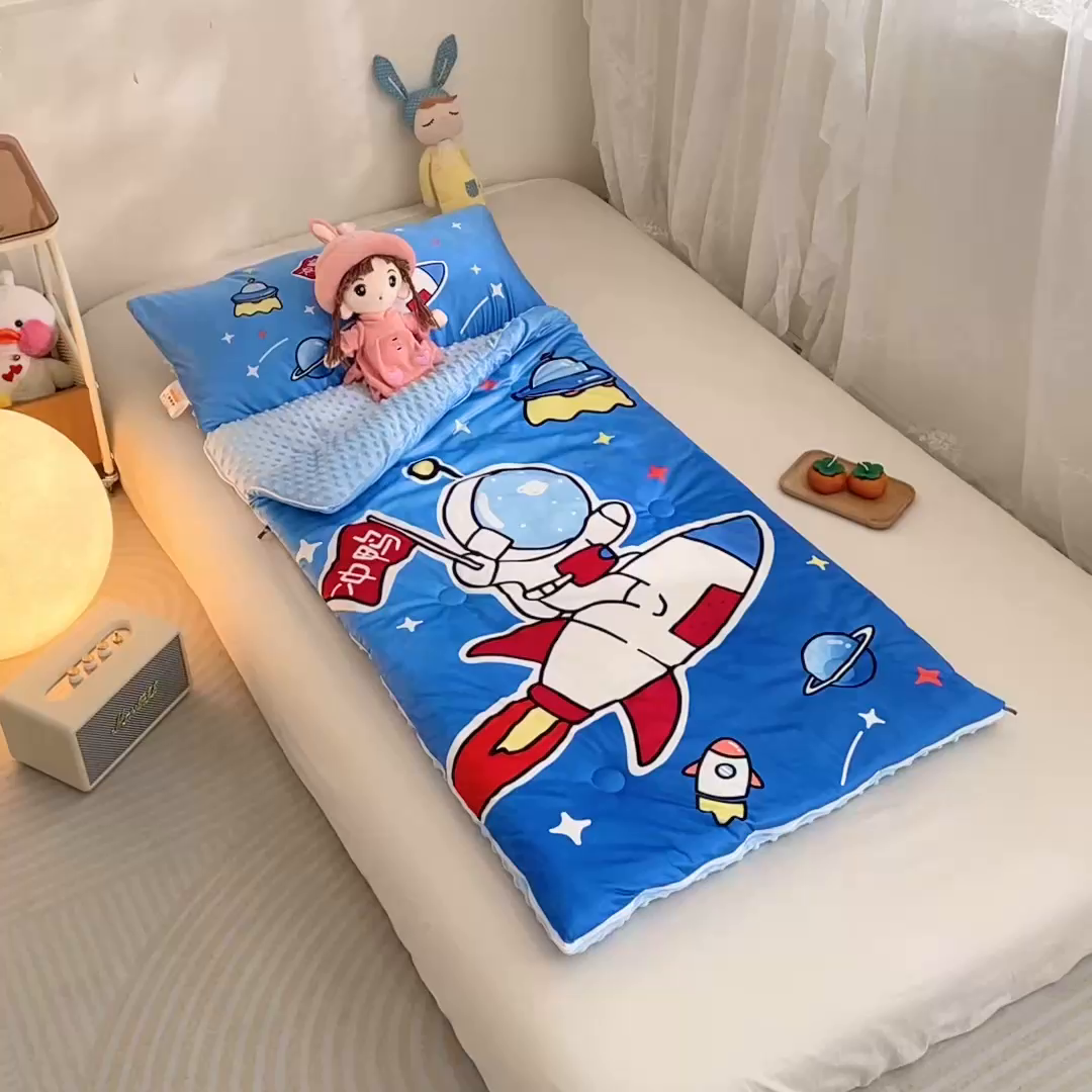 91家纺网 家纺一手货源 找家纺 八零年代 2025新款秋冬加厚豆豆绒儿童一体睡袋宝宝绒防踢被 太空旅行