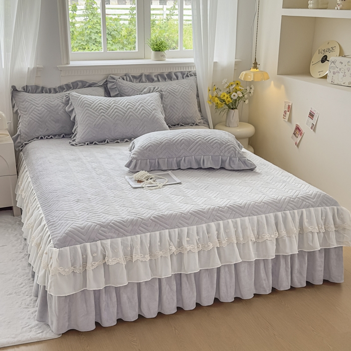 91家纺网 家纺一手货源 找家纺 家之硕家纺 2025冬款高克重牛奶绒床裙四件套--暖阳系列 暖阳系列--灰