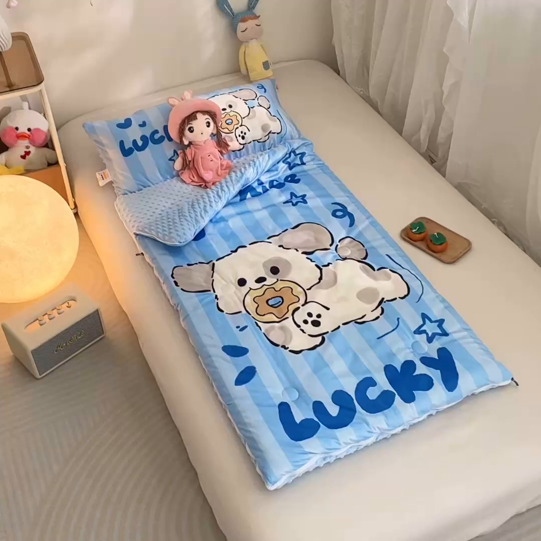 91家纺网 家纺一手货源 找家纺 八零年代 2025新款秋冬加厚豆豆绒儿童一体睡袋宝宝绒防踢被 饼干小狗