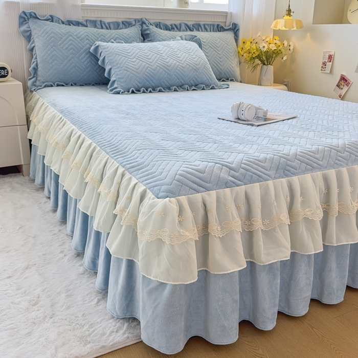 91家纺网 家纺一手货源 找家纺 家之硕家纺 2025冬款高克重牛奶绒床裙四件套--暖阳系列 暖阳系列--蓝