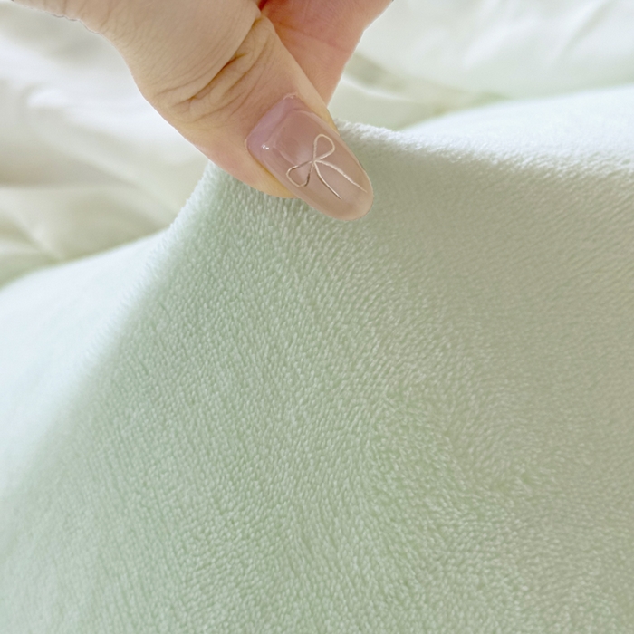 91家纺网 家纺一手货源 找家纺 家之硕家纺 2025冬款高克重牛奶绒床裙四件套--暖阳系列 暖阳系列--绿