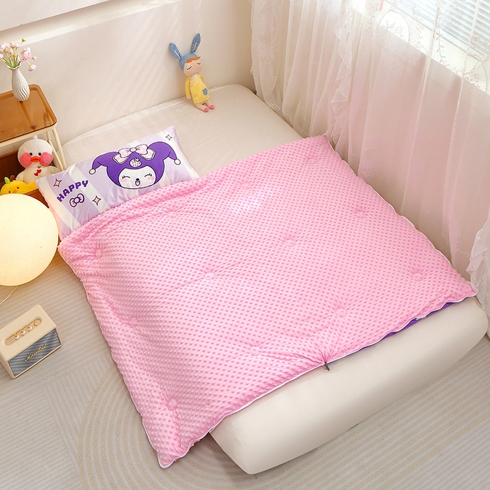 91家纺网 家纺一手货源 找家纺 八零年代 2025新款秋冬加厚豆豆绒儿童一体睡袋宝宝绒防踢被 条纹库米