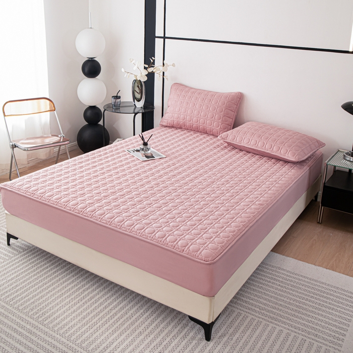 91家纺网 家纺一手货源 找家纺 佳笠家居 2025新款全棉纯棉夹棉床笠四季通用席梦思保护套床罩-初见系列 豆沙粉