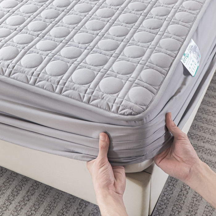 91家纺网 家纺一手货源 找家纺 佳笠家居 2025新款全棉纯棉夹棉床笠四季通用席梦思保护套床罩-初见系列 高级灰