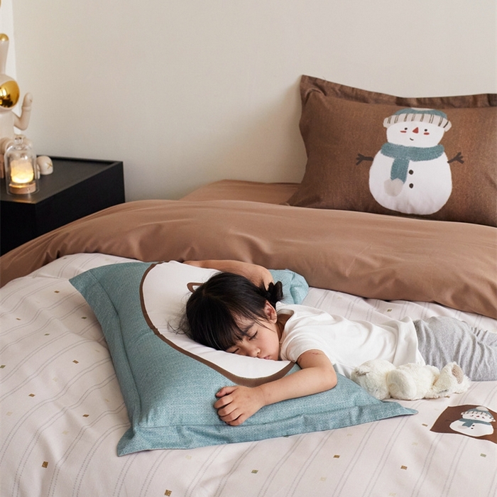 91家纺网 家纺一手货源 找家纺 由丽2025新款卡通磨毛印花四件套（控价券后不低于小号190，标准210，加大225） 圣诞-米