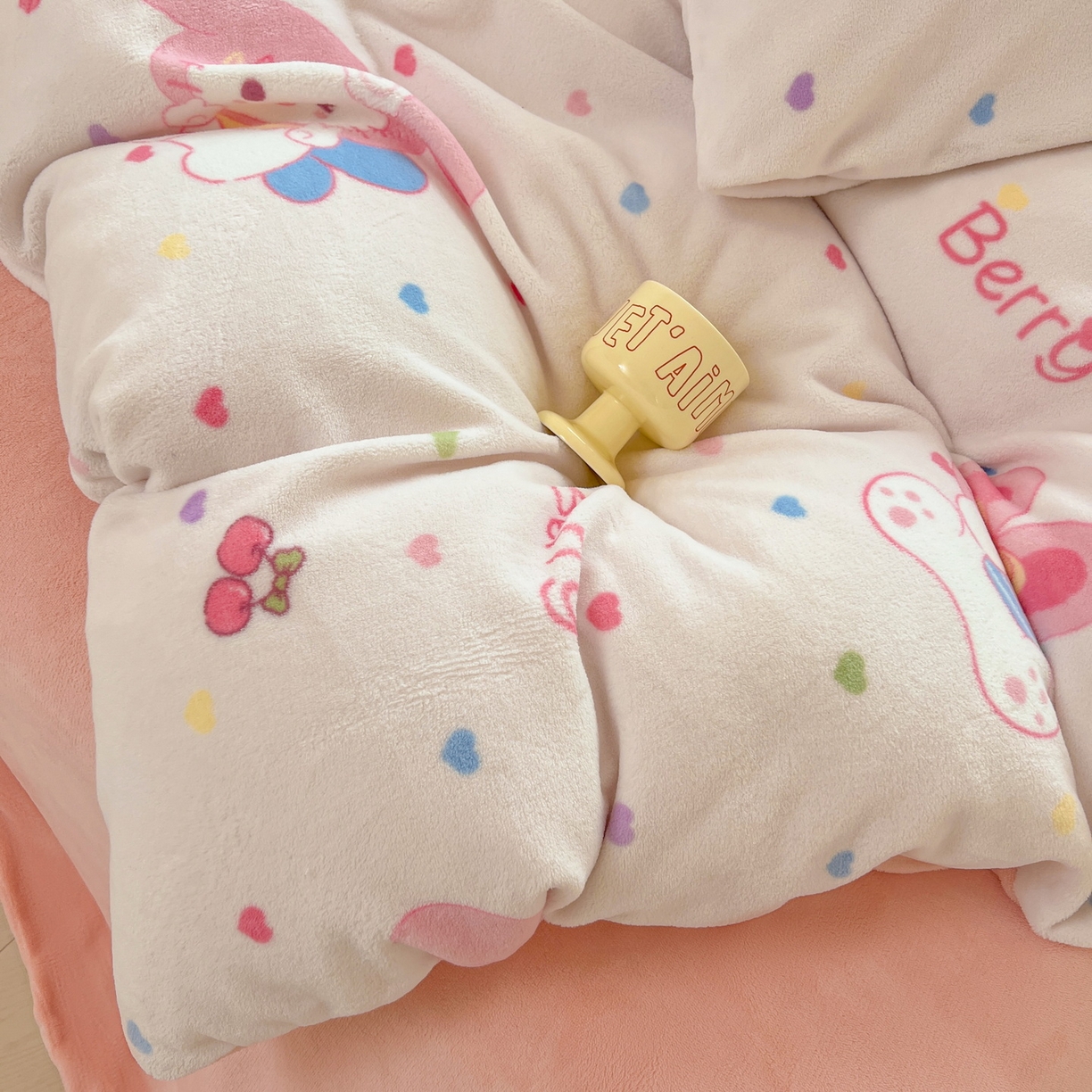 91家纺网 家纺一手货源 找家纺 LIFE.丽芙 2025秋冬新款A类牛奶绒加厚保暖单被套 乖乖喵