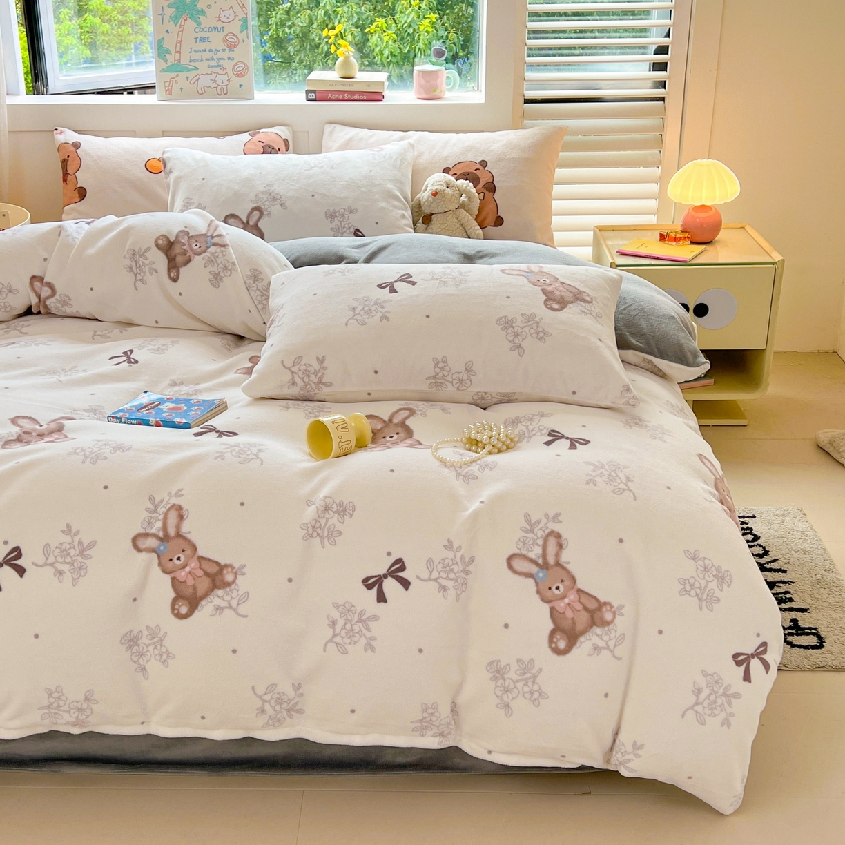 91家纺网 家纺一手货源 找家纺 LIFE.丽芙 2025秋冬新款A类牛奶绒加厚保暖单被套 花环小兔