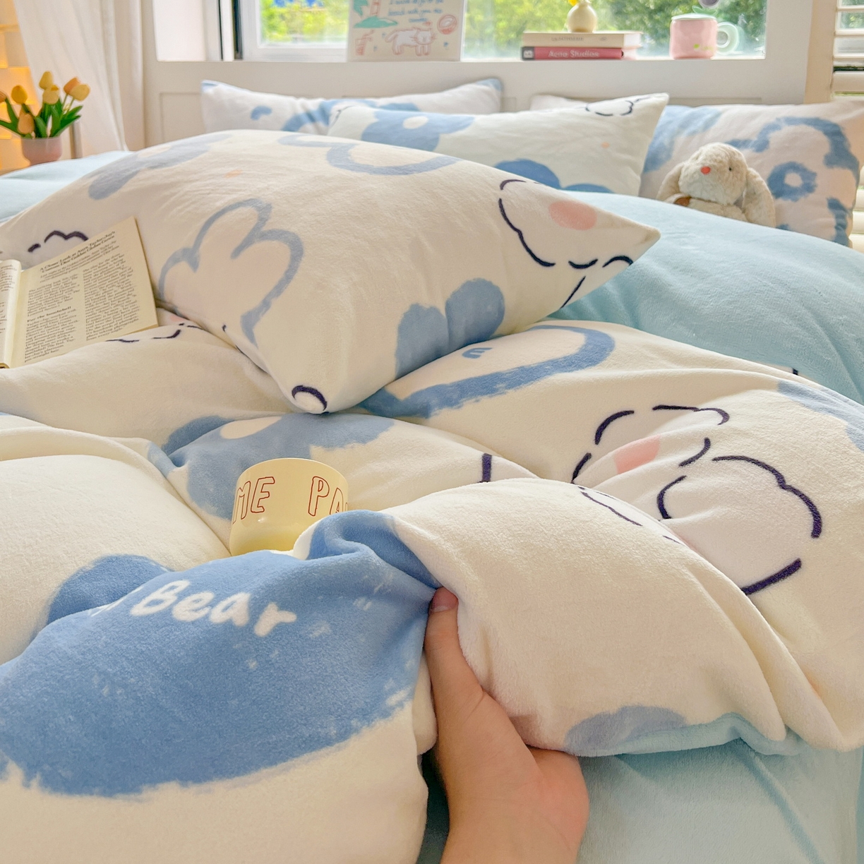 91家纺网 家纺一手货源 找家纺 LIFE.丽芙 2025秋冬新款A类牛奶绒加厚保暖单被套 爱心小宠-蓝