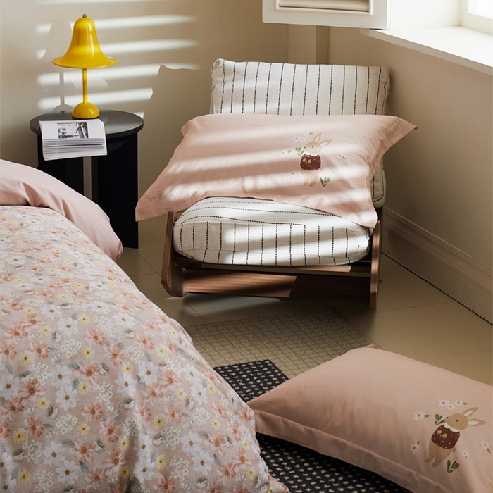 91家纺网 家纺一手货源 找家纺 由丽2025新款卡通磨毛印花四件套（控价券后不低于小号190，标准210，加大225） 知槿