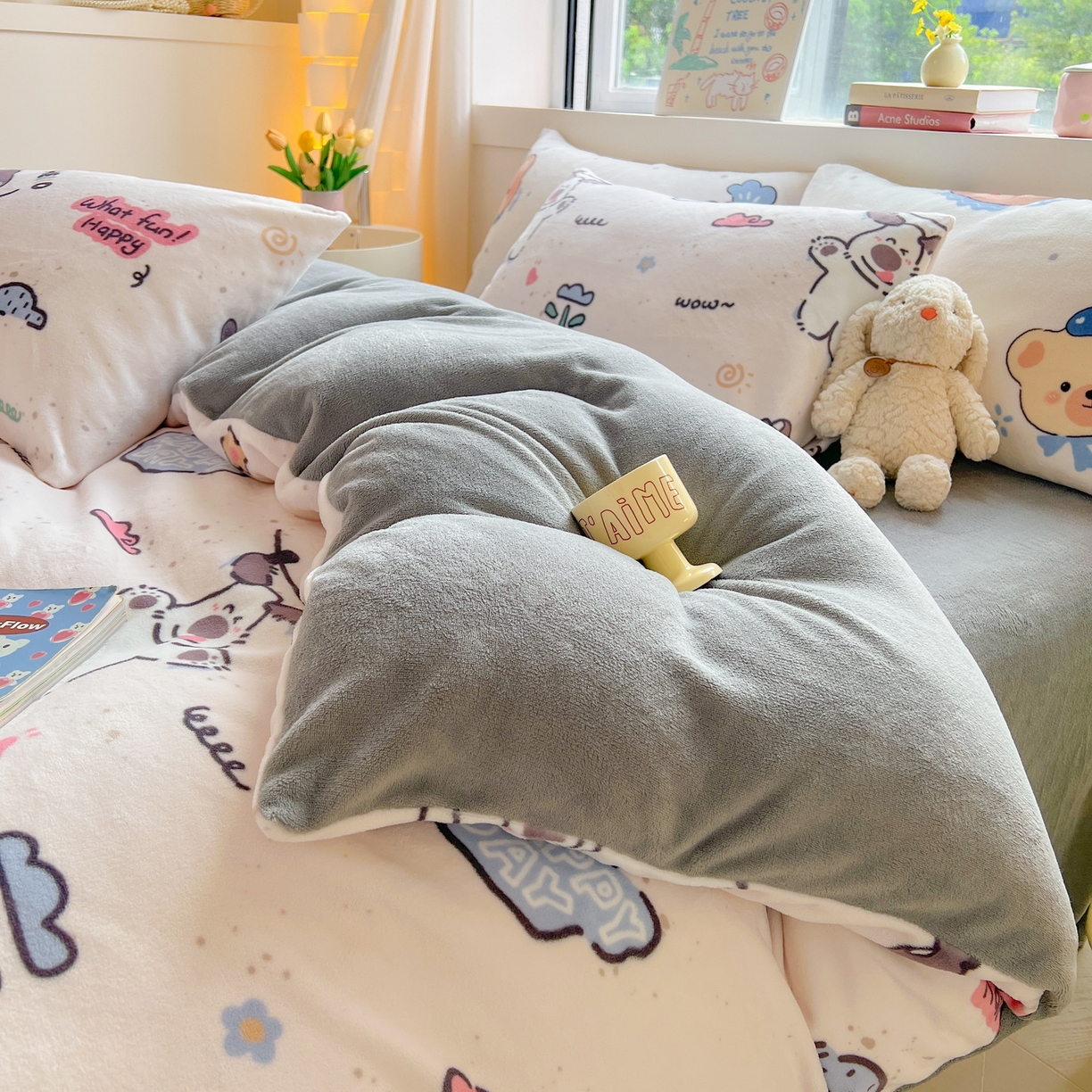 91家纺网 家纺一手货源 找家纺 LIFE.丽芙 2025秋冬新款A类牛奶绒加厚保暖单被套 萌喵酷狗