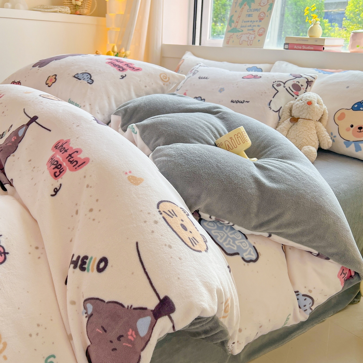 91家纺网 家纺一手货源 找家纺 LIFE.丽芙 2025秋冬新款A类牛奶绒加厚保暖单被套 萌喵酷狗