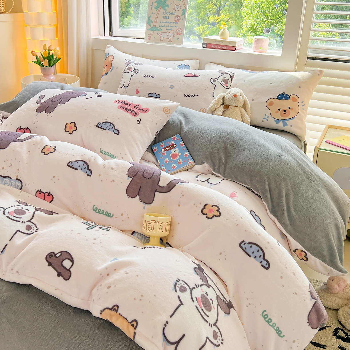 91家纺网 家纺一手货源 找家纺 LIFE.丽芙 2025秋冬新款A类牛奶绒加厚保暖单被套 萌喵酷狗