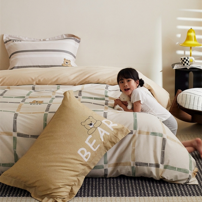 91家纺网 家纺一手货源 找家纺 由丽2025新款卡通磨毛印花四件套（控价券后不低于小号190，标准210，加大225） 可爱熊-绿