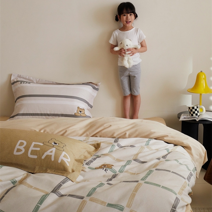 91家纺网 家纺一手货源 找家纺 由丽2025新款卡通磨毛印花四件套（控价券后不低于小号190，标准210，加大225） 可爱熊-绿