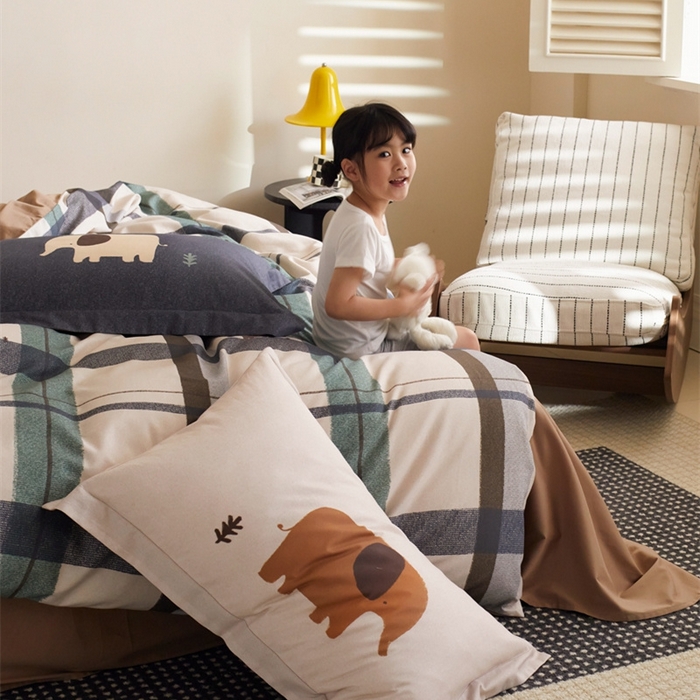 91家纺网 家纺一手货源 找家纺 由丽2025新款卡通磨毛印花四件套（控价券后不低于小号190，标准210，加大225） 潮格象-绿