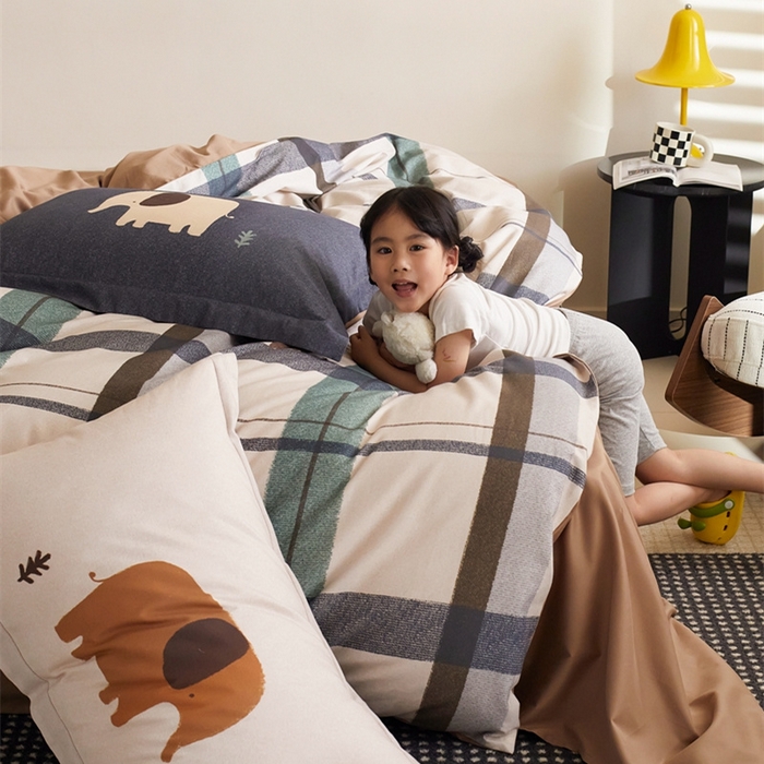 91家纺网 家纺一手货源 找家纺 由丽2025新款卡通磨毛印花四件套（控价券后不低于小号190，标准210，加大225） 潮格象-绿