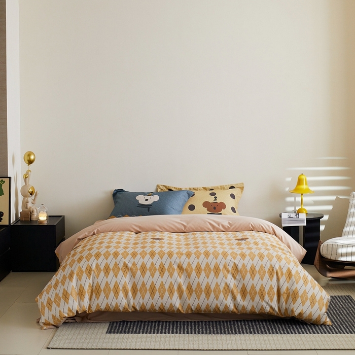 由丽2025新款卡通磨毛印花四件套（控价券后不低于小号190，标准210，加大225） 菱形熊-黄