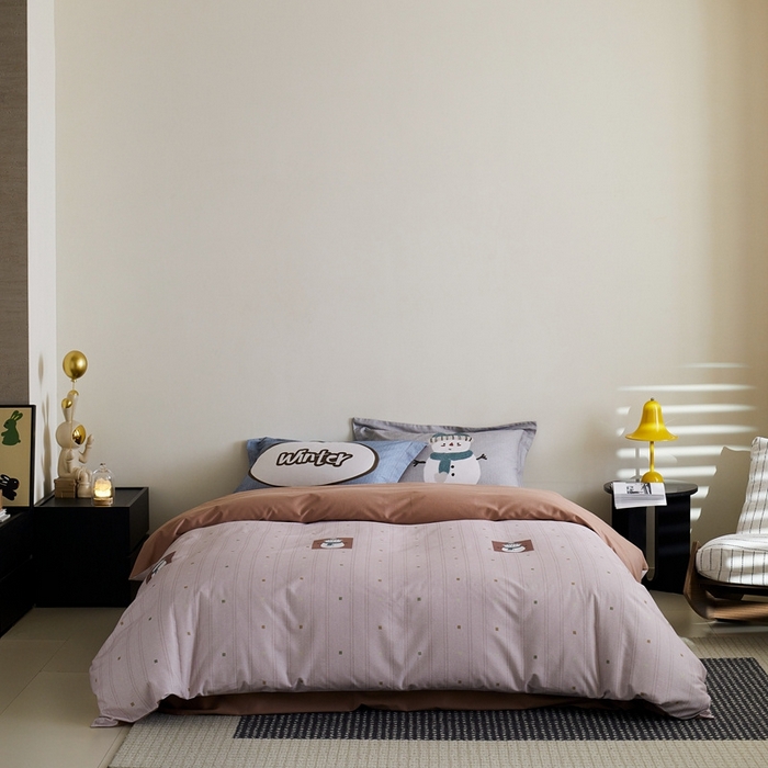 91家纺网 家纺一手货源 找家纺 由丽2025新款卡通磨毛印花四件套（控价券后不低于小号190，标准210，加大225） 圣诞-粉