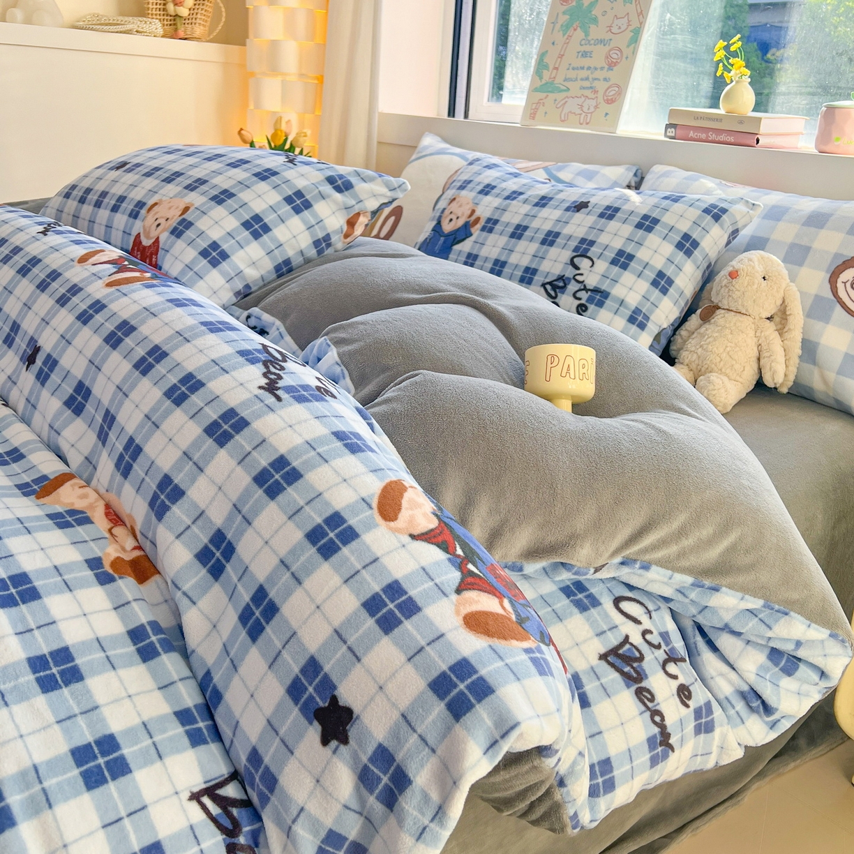 91家纺网 家纺一手货源 找家纺 LIFE.丽芙 2025秋冬新款A类牛奶绒加厚保暖单被套 冬日小熊