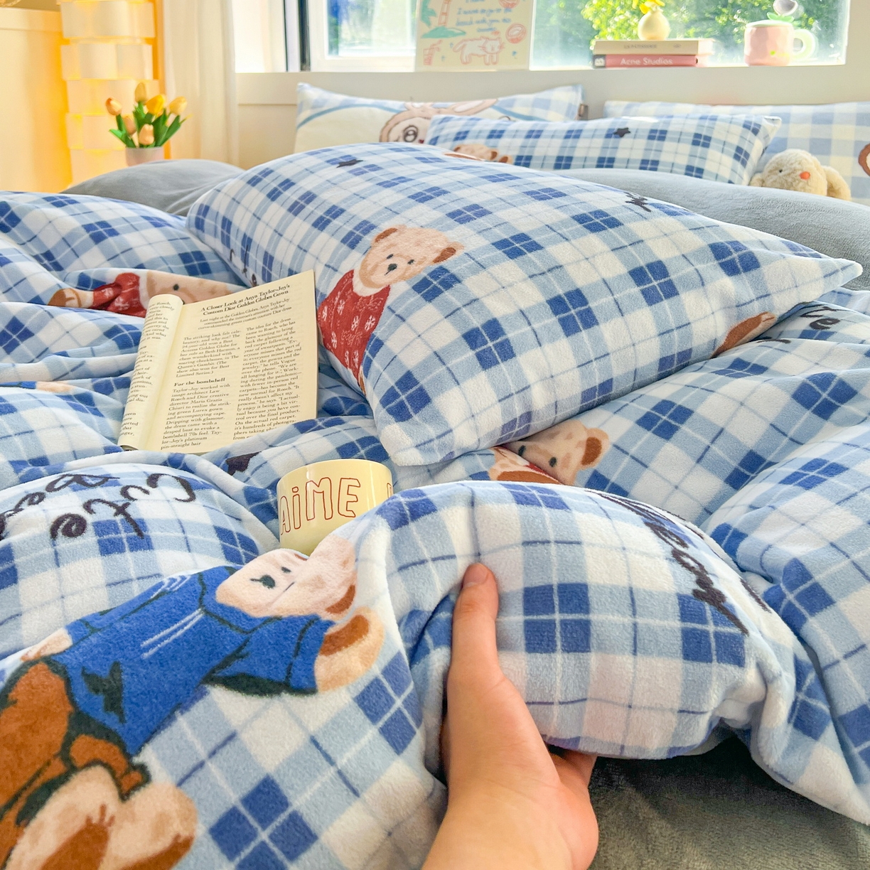 91家纺网 家纺一手货源 找家纺 LIFE.丽芙 2025秋冬新款A类牛奶绒加厚保暖单被套 冬日小熊