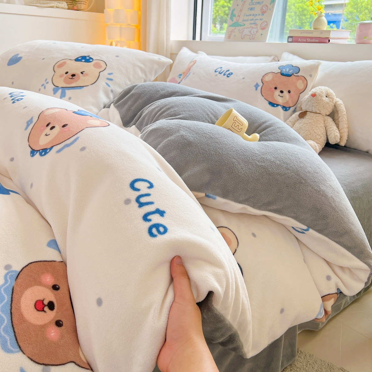 91家纺网 家纺一手货源 找家纺 LIFE.丽芙 2025秋冬新款A类牛奶绒加厚保暖单被套 动感小熊