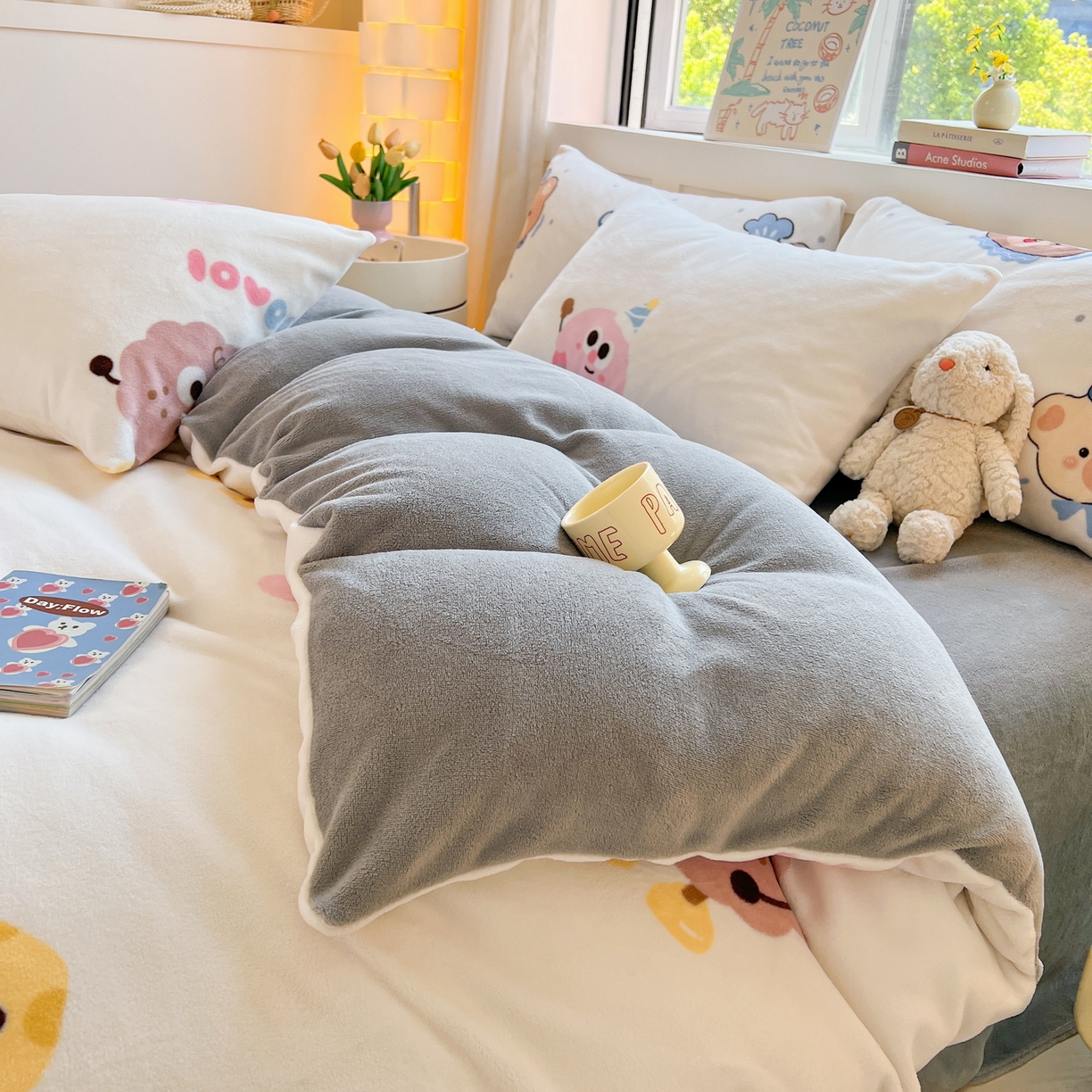 91家纺网 家纺一手货源 找家纺 LIFE.丽芙 2025秋冬新款A类牛奶绒加厚保暖单被套 快乐多巴胺