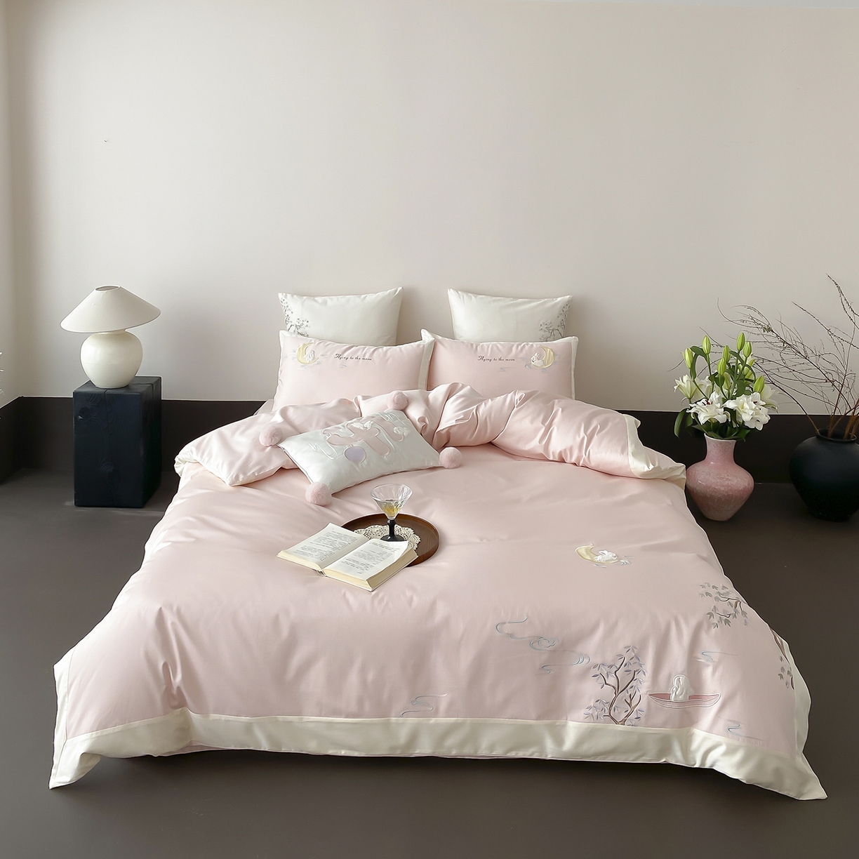 91家纺网 家纺一手货源 找家纺 MIU缪家居 2025新款100支全棉亲肤四件套-喜乐兔 喜乐兔-粉