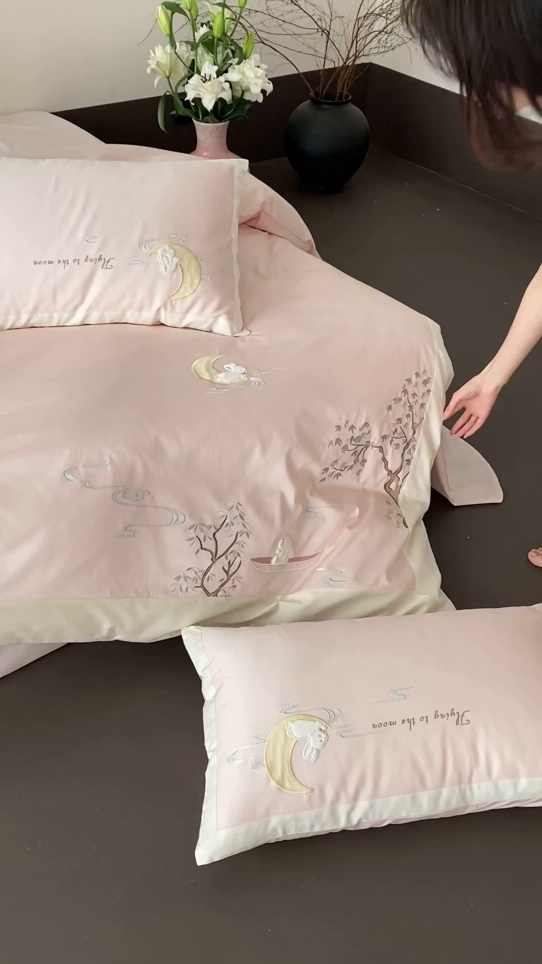 91家纺网 家纺一手货源 找家纺 MIU缪家居 2025新款100支全棉亲肤四件套-喜乐兔 喜乐兔-粉