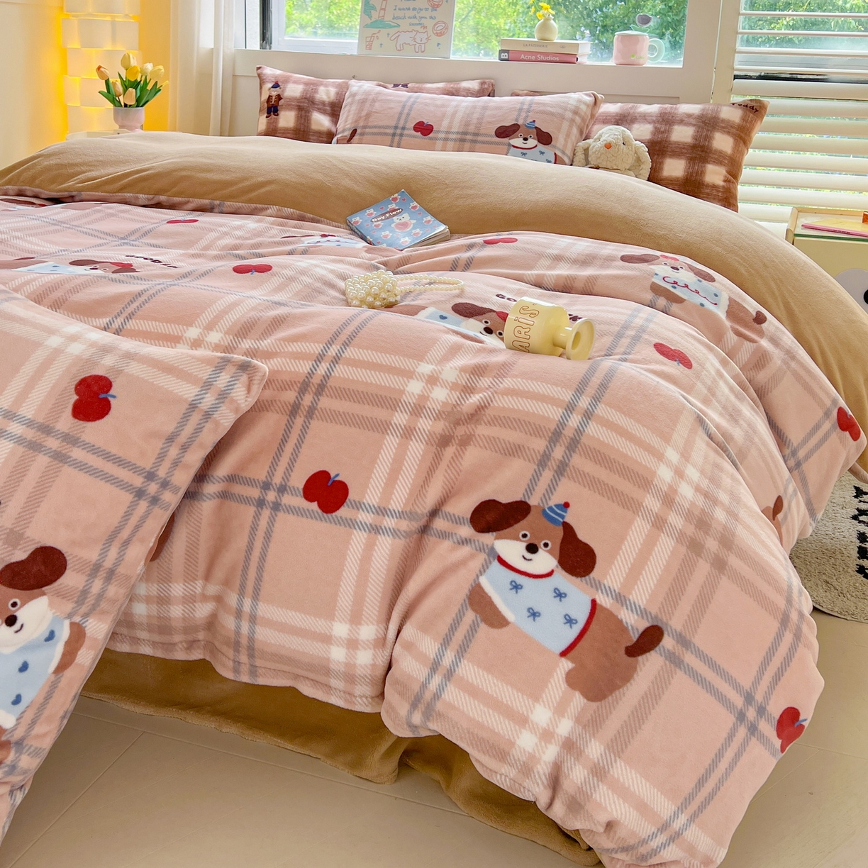 91家纺网 家纺一手货源 找家纺 LIFE.丽芙 2025秋冬新款A类牛奶绒加厚保暖单被套 皮皮狗