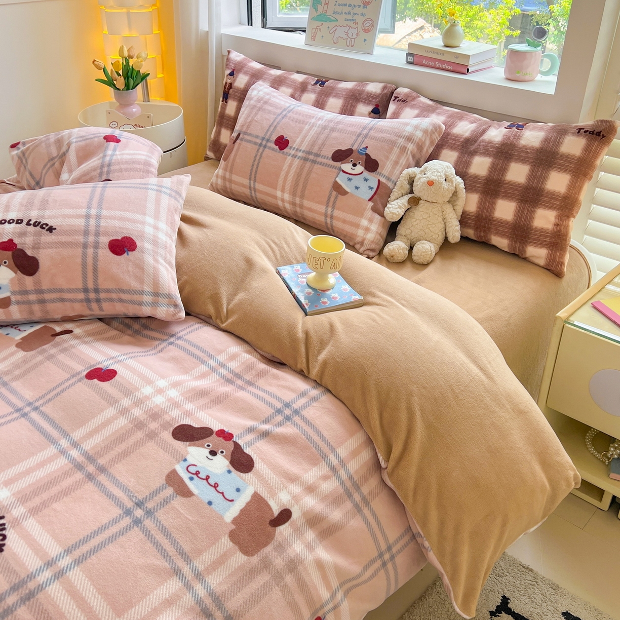 91家纺网 家纺一手货源 找家纺 LIFE.丽芙 2025秋冬新款A类牛奶绒加厚保暖单被套 皮皮狗