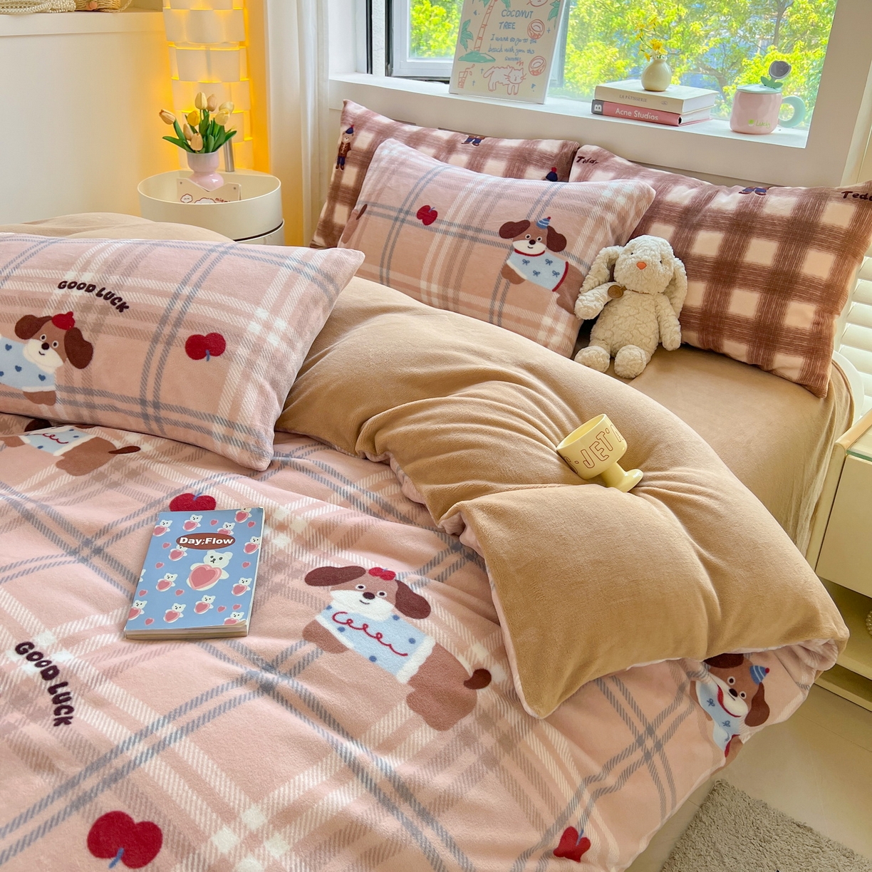 91家纺网 家纺一手货源 找家纺 LIFE.丽芙 2025秋冬新款A类牛奶绒加厚保暖单被套 皮皮狗