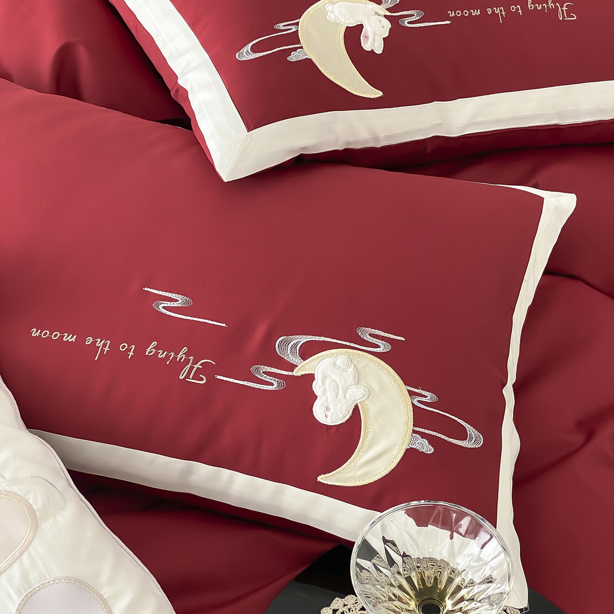 91家纺网 家纺一手货源 找家纺 MIU缪家居 2025新款100支全棉亲肤四件套-喜乐兔 喜乐兔-红