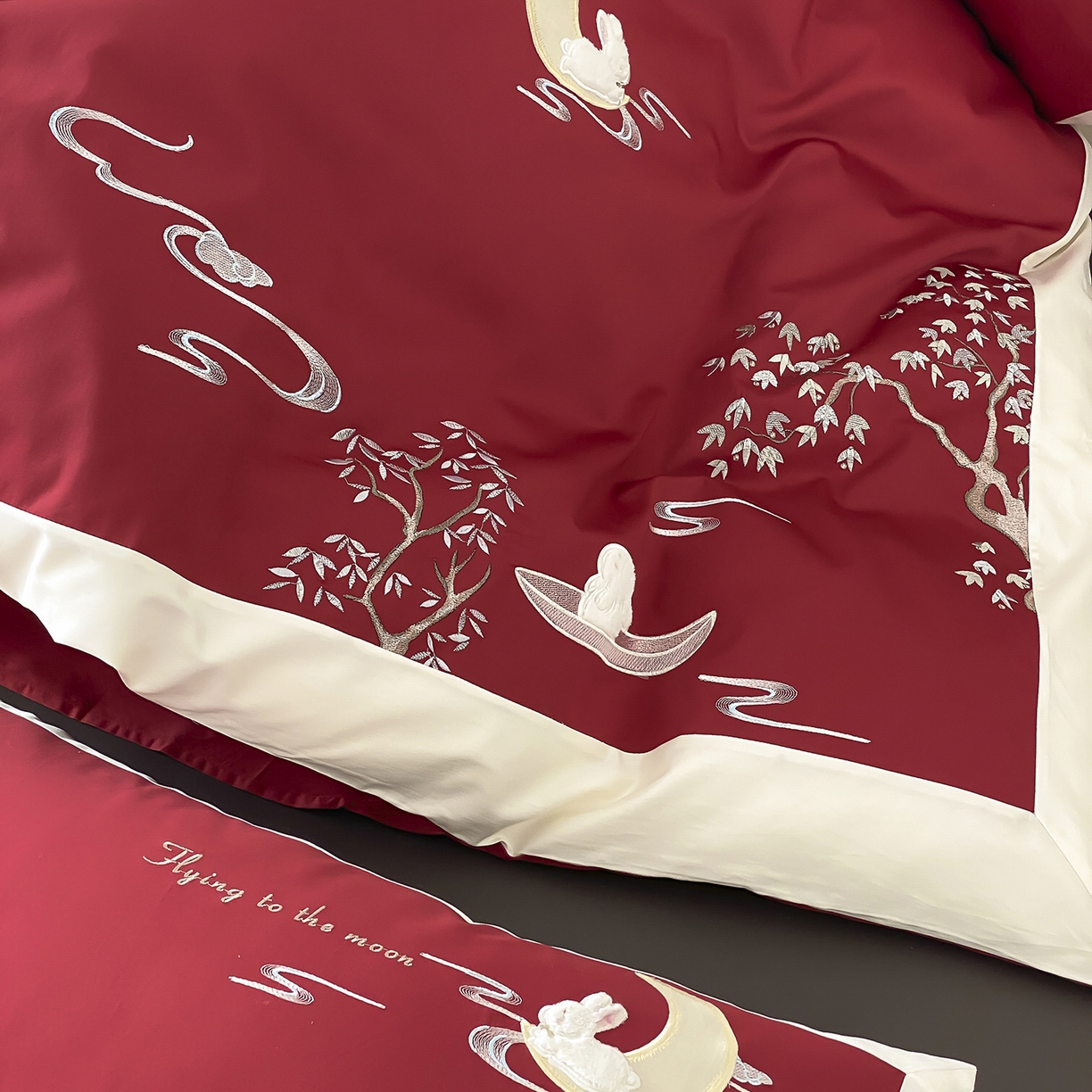 91家纺网 家纺一手货源 找家纺 MIU缪家居 2025新款100支全棉亲肤四件套-喜乐兔 喜乐兔-红