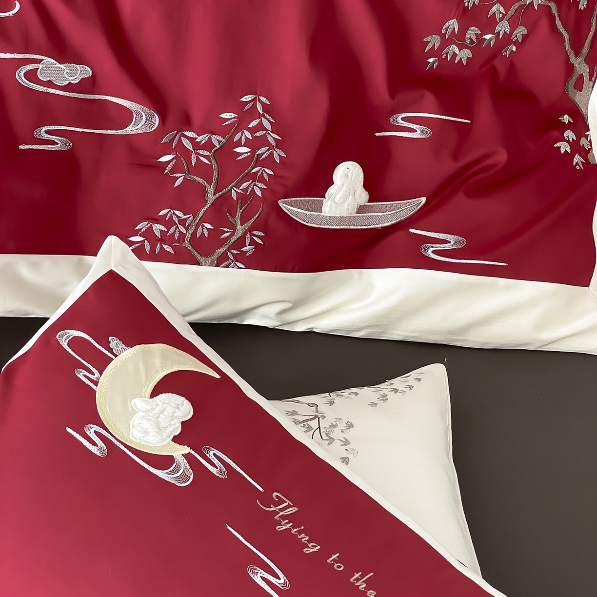 91家纺网 家纺一手货源 找家纺 MIU缪家居 2025新款100支全棉亲肤四件套-喜乐兔 喜乐兔-红