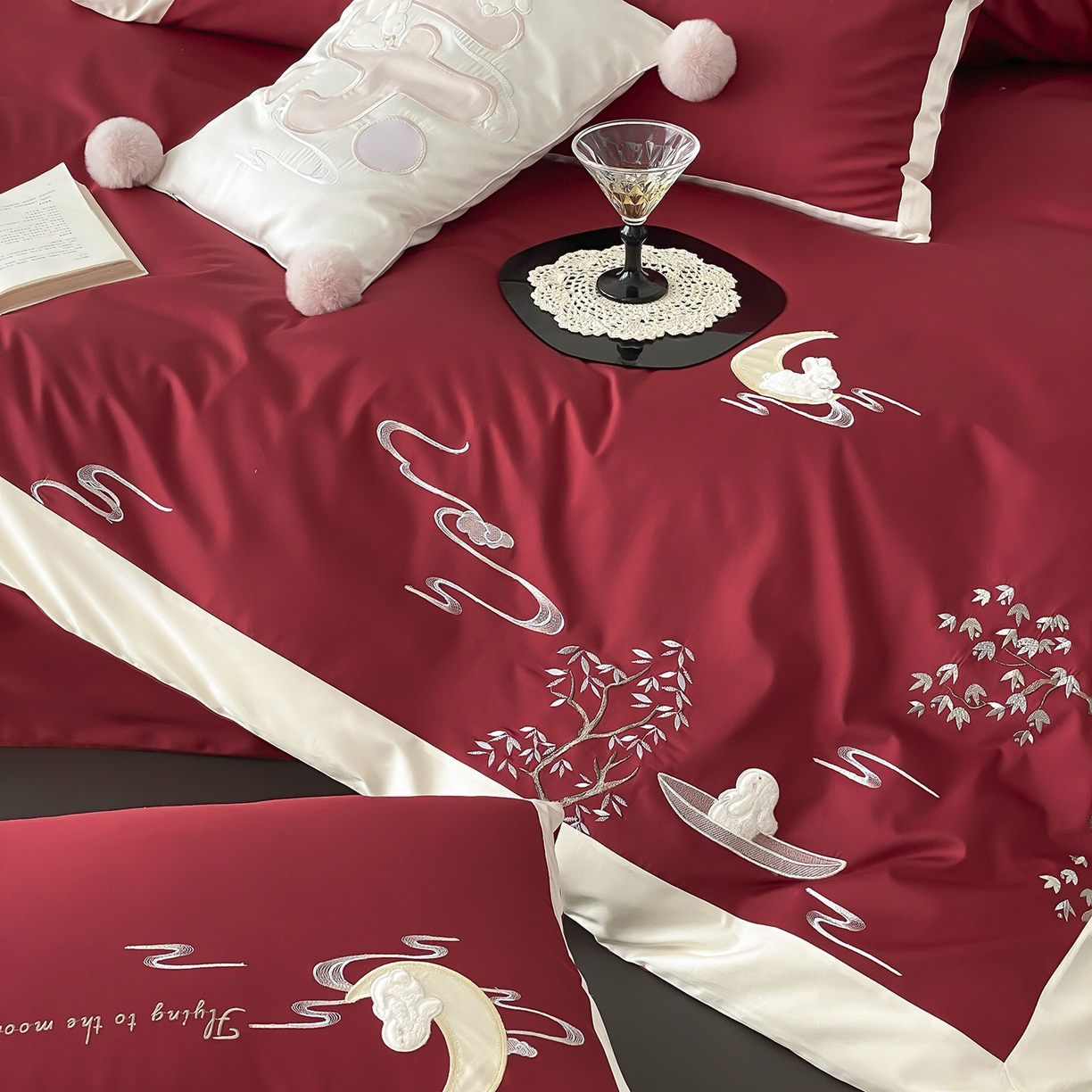 91家纺网 家纺一手货源 找家纺 MIU缪家居 2025新款100支全棉亲肤四件套-喜乐兔 喜乐兔-红