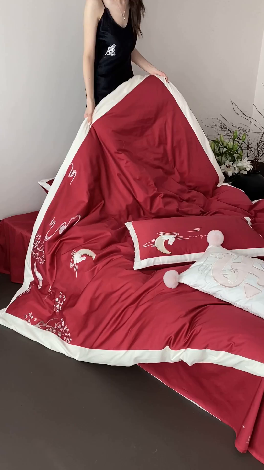 91家纺网 家纺一手货源 找家纺 MIU缪家居 2025新款100支全棉亲肤四件套-喜乐兔 喜乐兔-红